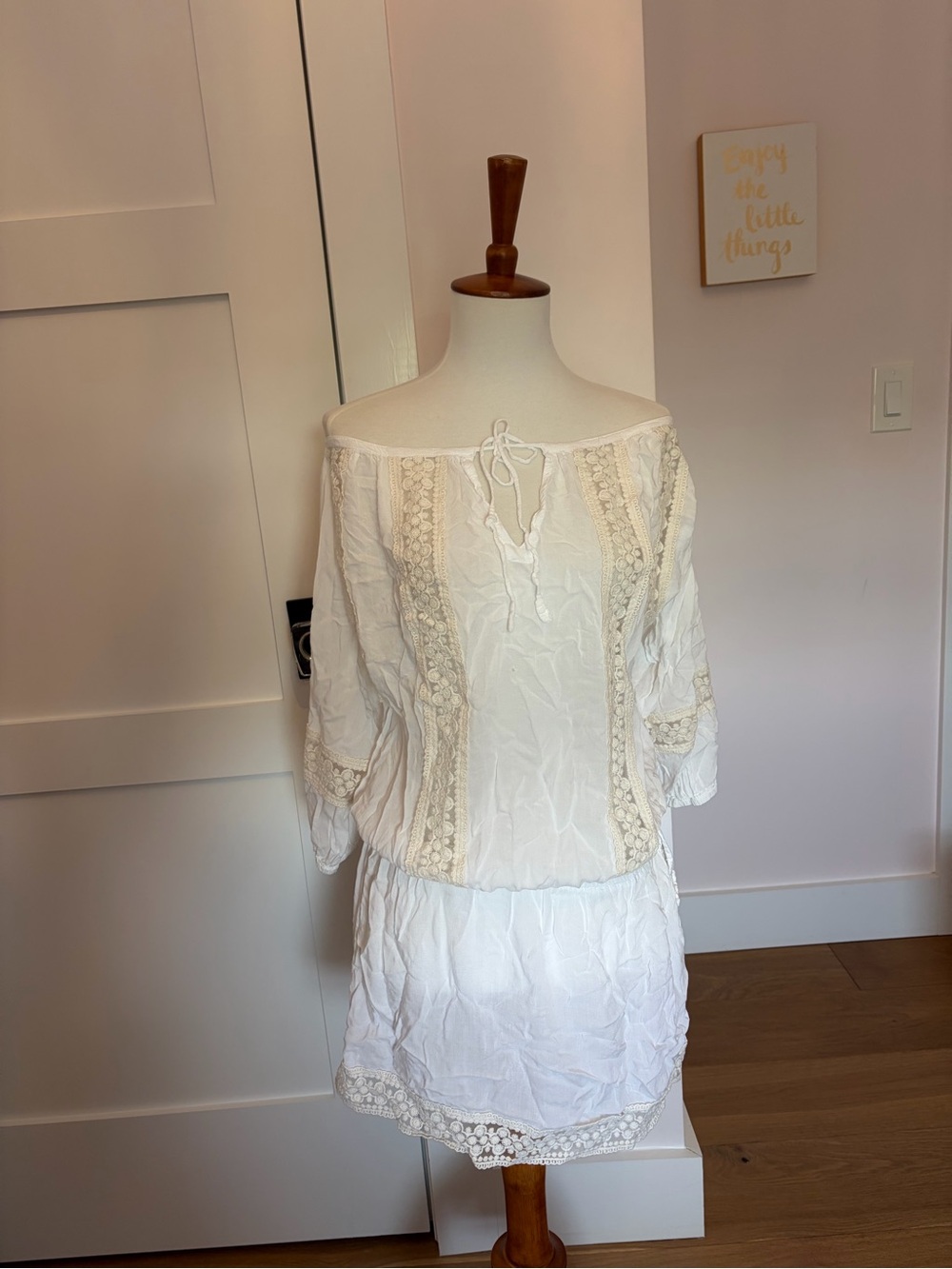 Lace Trim Off-Shoulder Beach Cover-Up